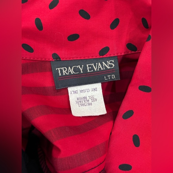 Tracy Evans Matching Set | Abstract Print Blouse + High-Waisted Shorts Size L - Picture 11 of 11